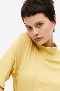 monki turtleneck